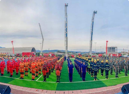 习近平对党的建设和组织工作作出重要指示强调 深刻领会党中央关于党的建设的重要思想 不断提高组织工作质量 代表党中央向全国广大共产党员致以节日问候
